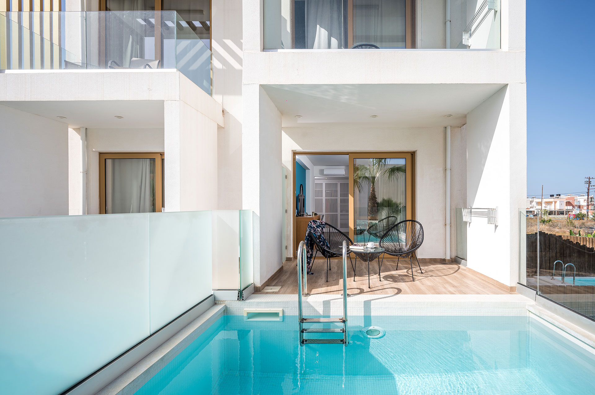 SUPERIOR DOUBLE ROOM WITH PRIVATE POOL